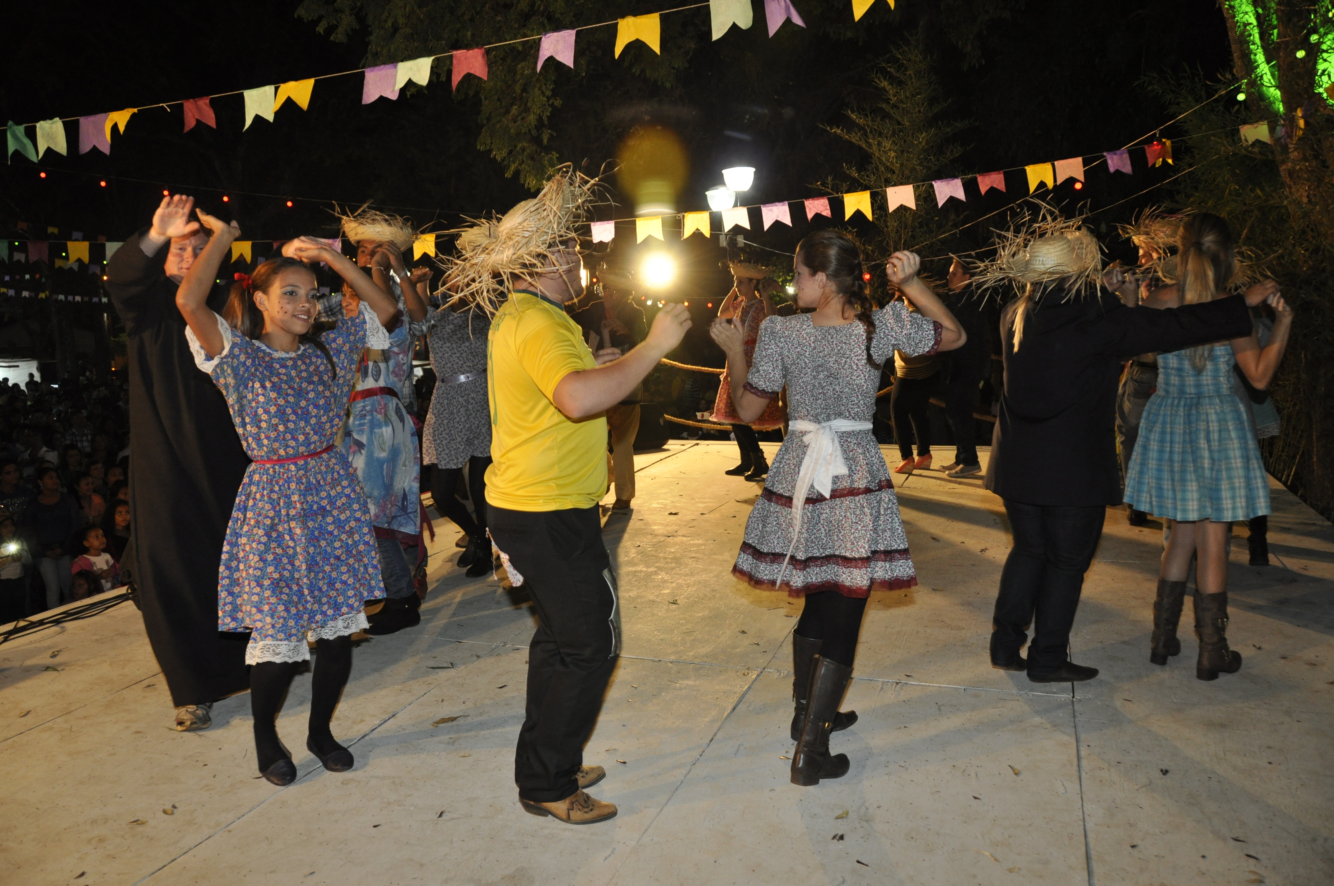 Arraiá na Praça 2014